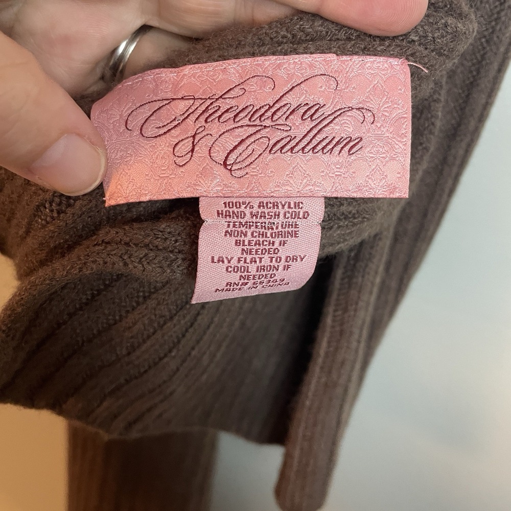 Theodora & Callum Oversized Brown Scarf Warm EUC‎